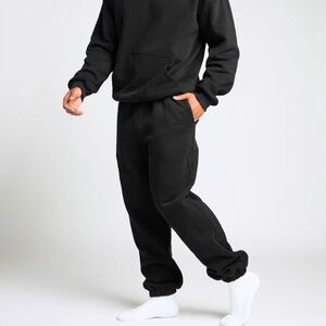 Signature Onyx Black Sweatpants